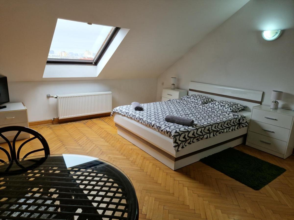 Green Wood Apartament Stara Ochota Варшава Экстерьер фото