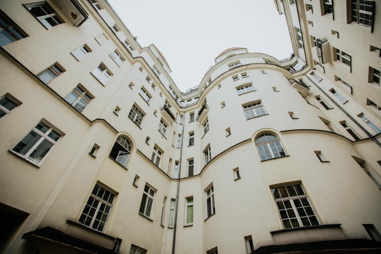 Green Wood Apartament Stara Ochota Варшава Экстерьер фото